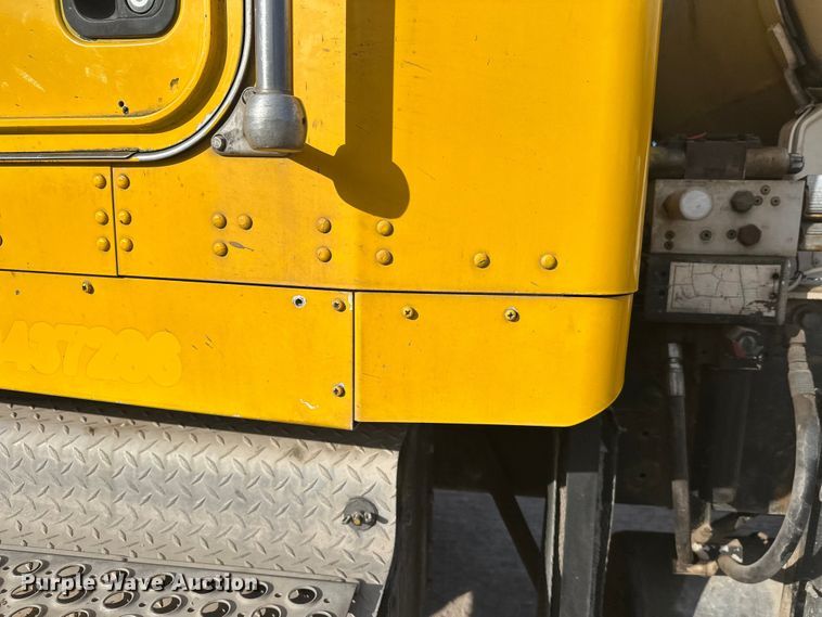 image for item DW4368 2004 Kenworth W900 ready mix truck