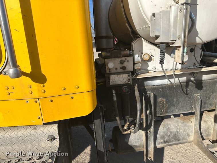 image for item DW4368 2004 Kenworth W900 ready mix truck