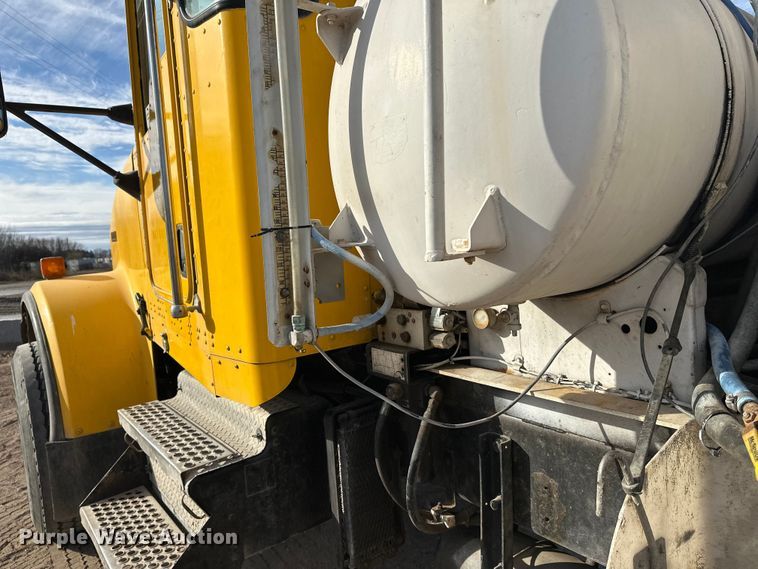 image for item DW4368 2004 Kenworth W900 ready mix truck