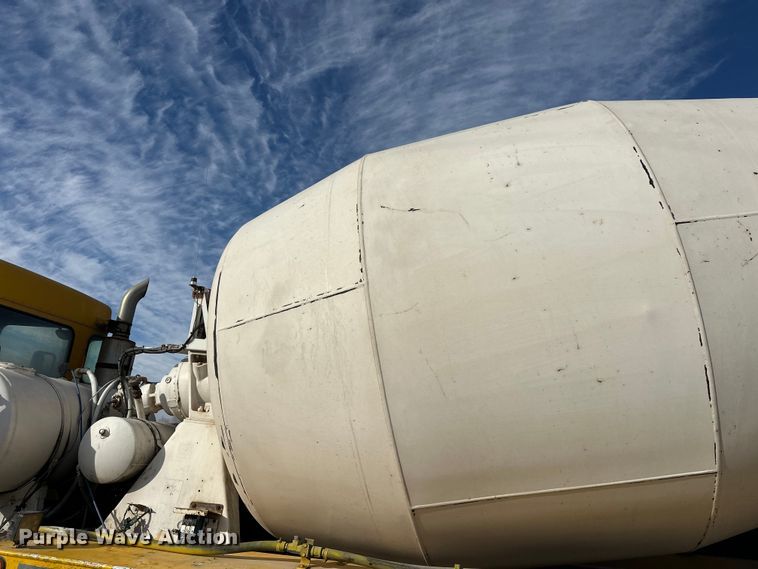 image for item DW4368 2004 Kenworth W900 ready mix truck