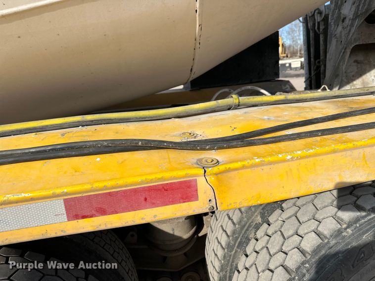 image for item DW4368 2004 Kenworth W900 ready mix truck