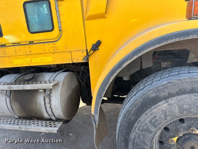 image for item DW4368 2004 Kenworth W900 ready mix truck