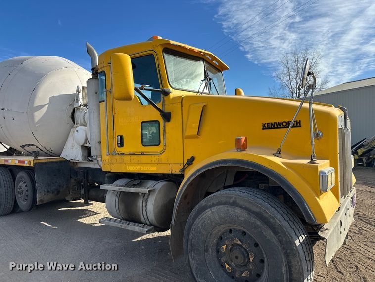 image for item DW4368 2004 Kenworth W900 ready mix truck