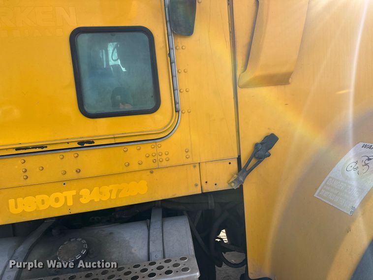 image for item DW4368 2004 Kenworth W900 ready mix truck