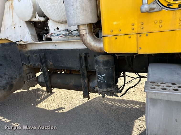 image for item DW4368 2004 Kenworth W900 ready mix truck