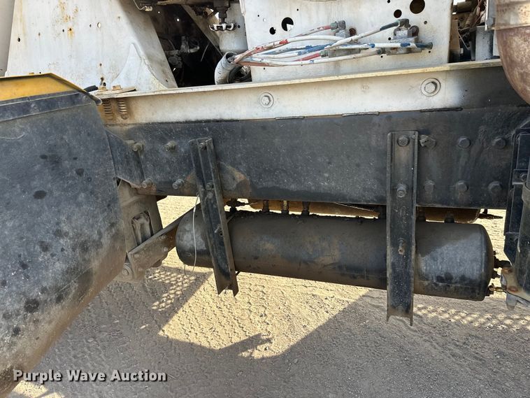 image for item DW4368 2004 Kenworth W900 ready mix truck