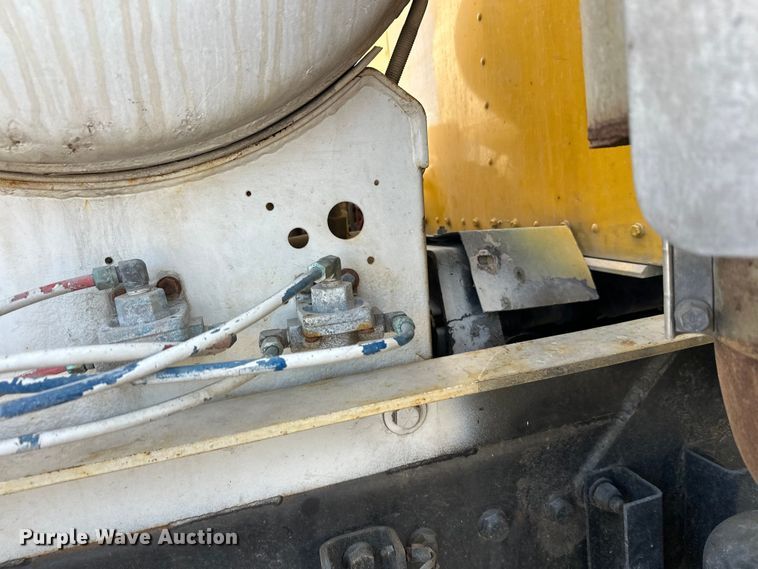 image for item DW4368 2004 Kenworth W900 ready mix truck