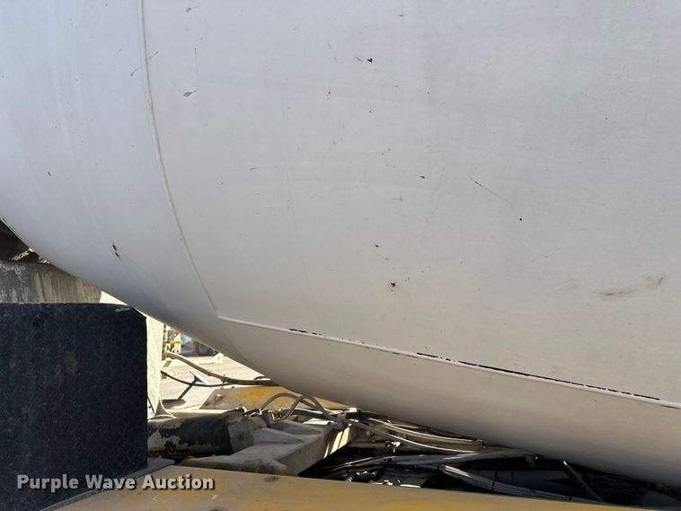 image for item DW4368 2004 Kenworth W900 ready mix truck