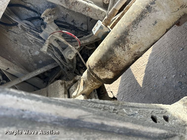 image for item DW4368 2004 Kenworth W900 ready mix truck