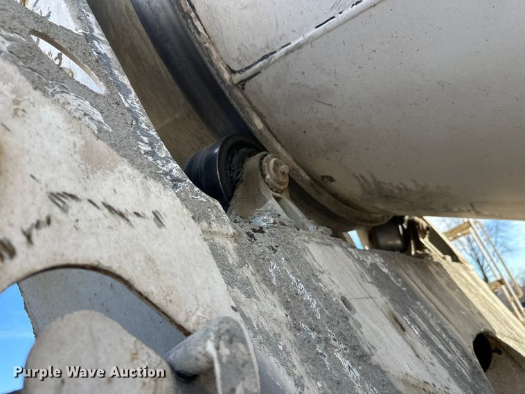 image for item DW4368 2004 Kenworth W900 ready mix truck