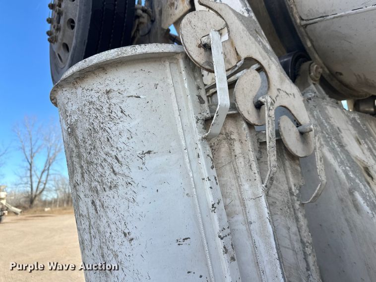 image for item DW4368 2004 Kenworth W900 ready mix truck