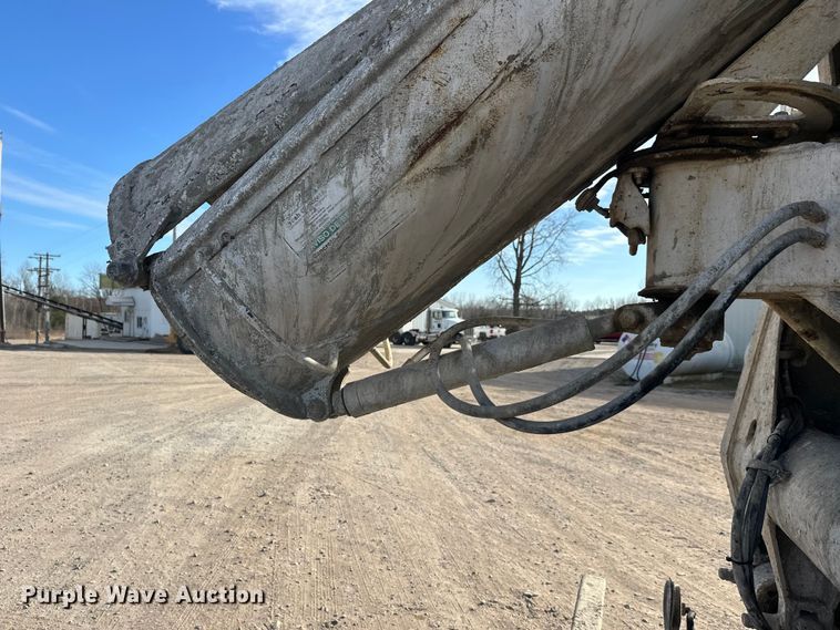 image for item DW4368 2004 Kenworth W900 ready mix truck