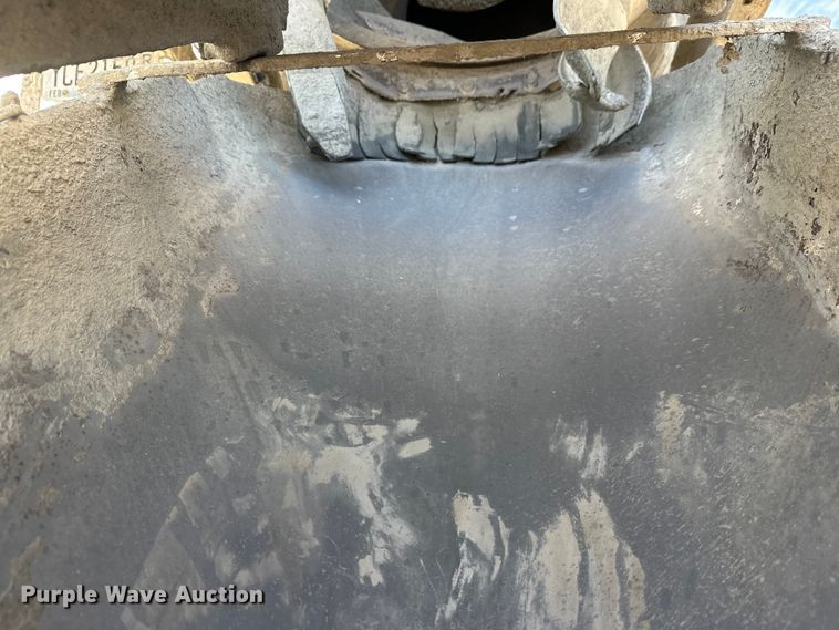 image for item DW4368 2004 Kenworth W900 ready mix truck