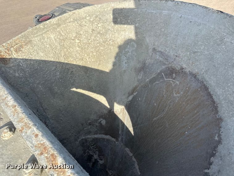 image for item DW4368 2004 Kenworth W900 ready mix truck