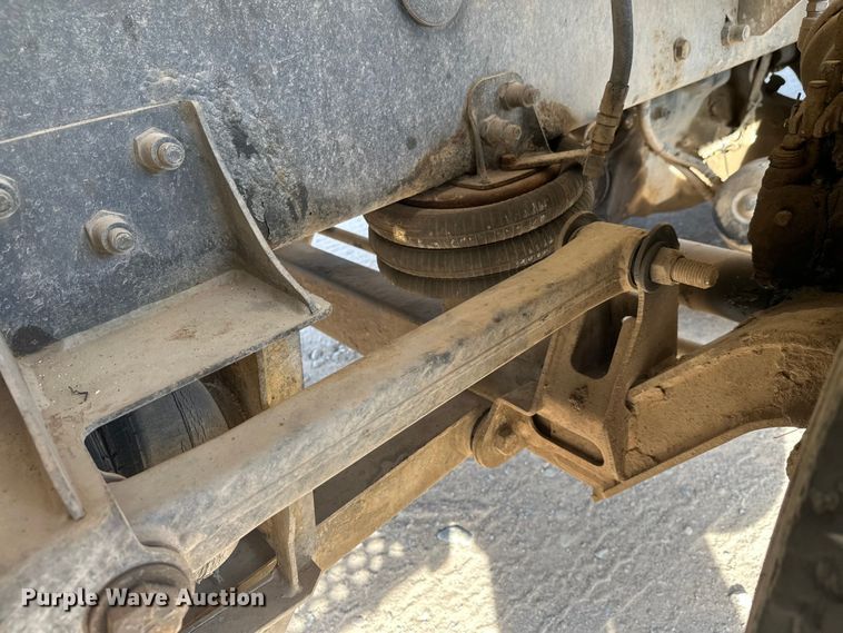 image for item DW4368 2004 Kenworth W900 ready mix truck