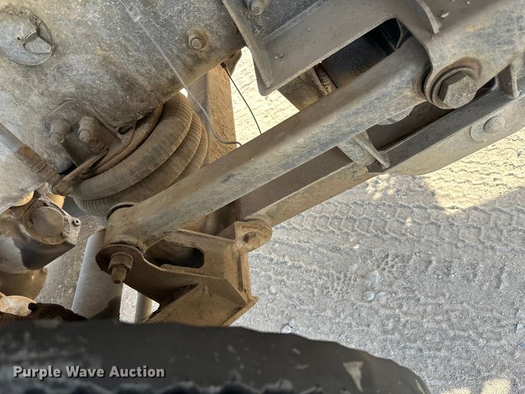 image for item DW4368 2004 Kenworth W900 ready mix truck