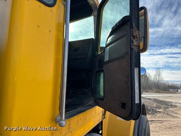 image for item DW4368 2004 Kenworth W900 ready mix truck