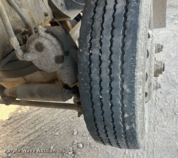 image for item DW4368 2004 Kenworth W900 ready mix truck