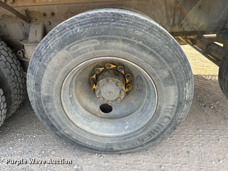 image for item DW4368 2004 Kenworth W900 ready mix truck