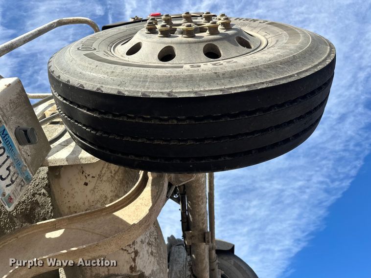 image for item DW4368 2004 Kenworth W900 ready mix truck