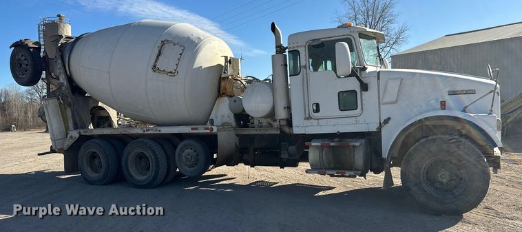 image for item DW4369 2005 Kenworth W900 ready mix truck