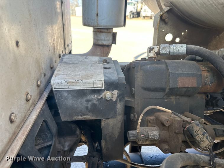 image for item DW4369 2005 Kenworth W900 ready mix truck