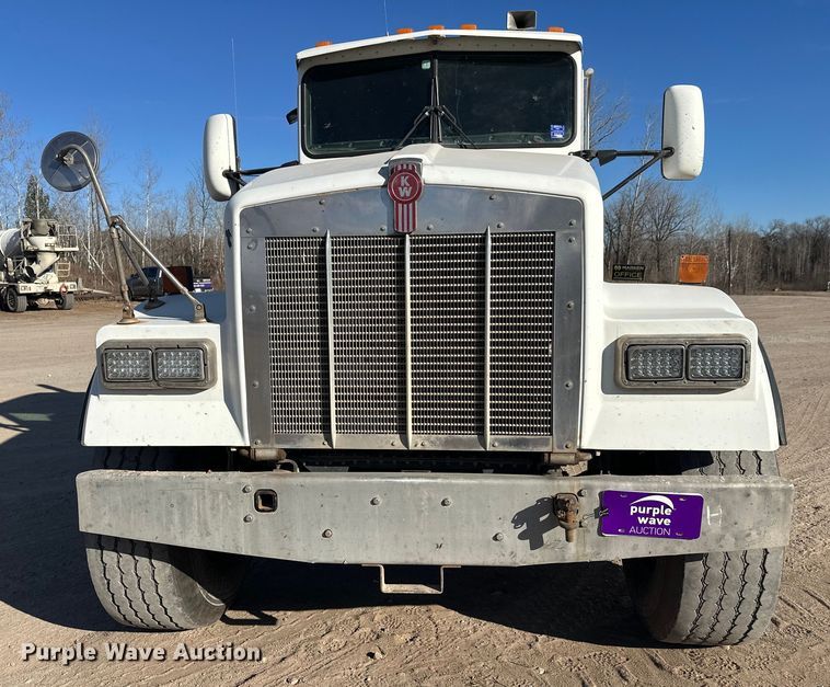 image for item DW4369 2005 Kenworth W900 ready mix truck