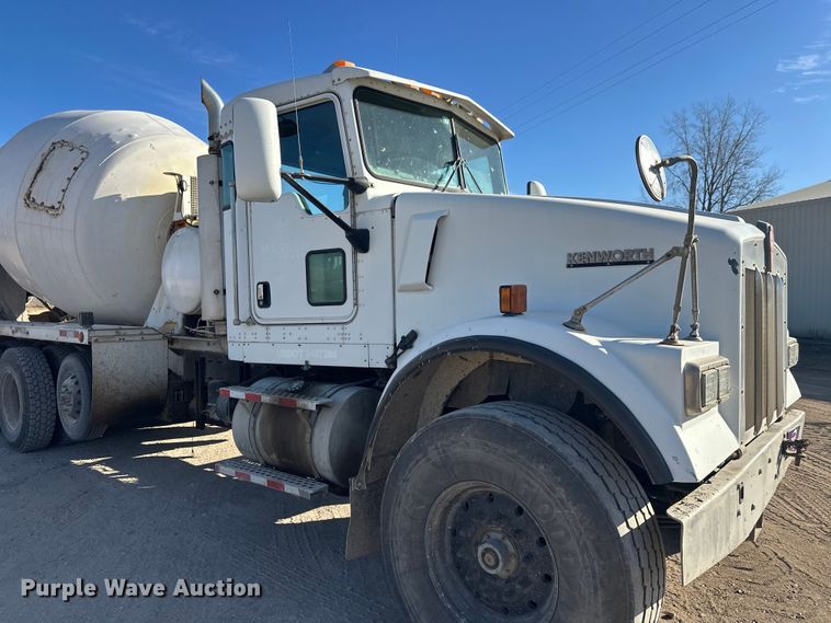 image for item DW4369 2005 Kenworth W900 ready mix truck