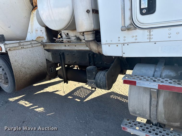 image for item DW4369 2005 Kenworth W900 ready mix truck