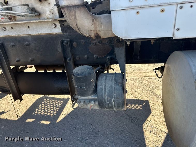 image for item DW4369 2005 Kenworth W900 ready mix truck