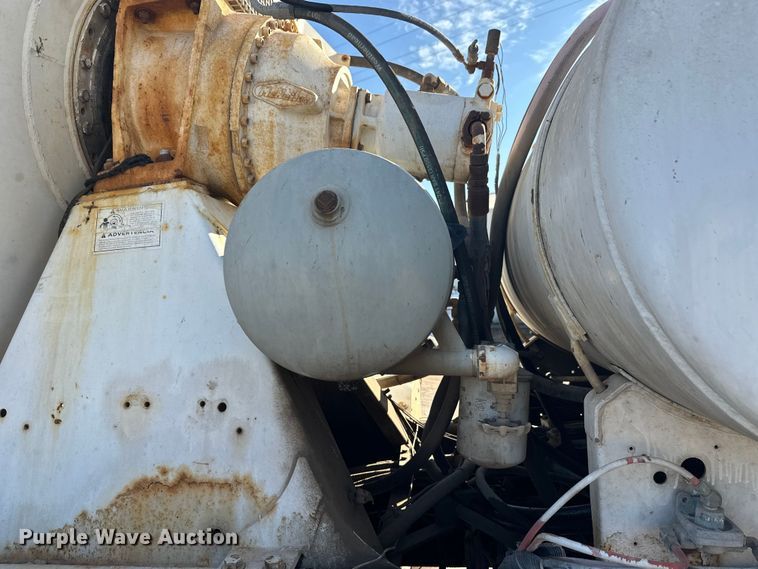 image for item DW4369 2005 Kenworth W900 ready mix truck