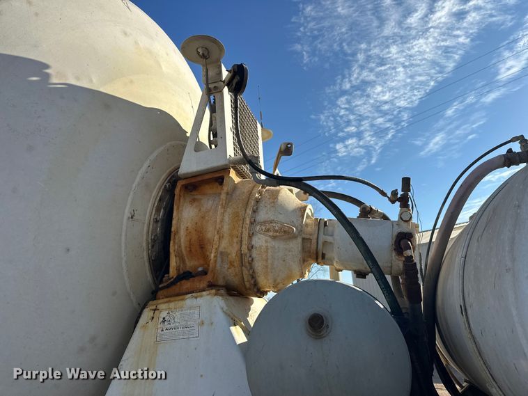 image for item DW4369 2005 Kenworth W900 ready mix truck