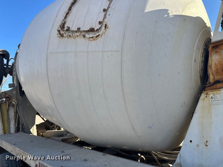 image for item DW4369 2005 Kenworth W900 ready mix truck