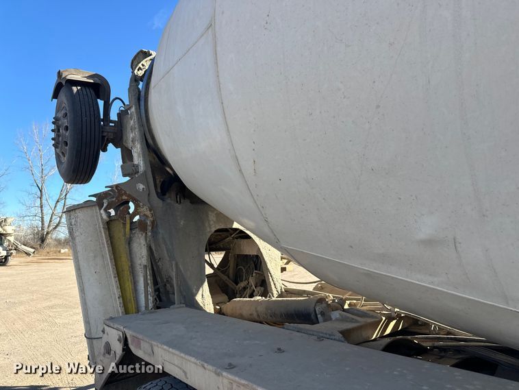 image for item DW4369 2005 Kenworth W900 ready mix truck