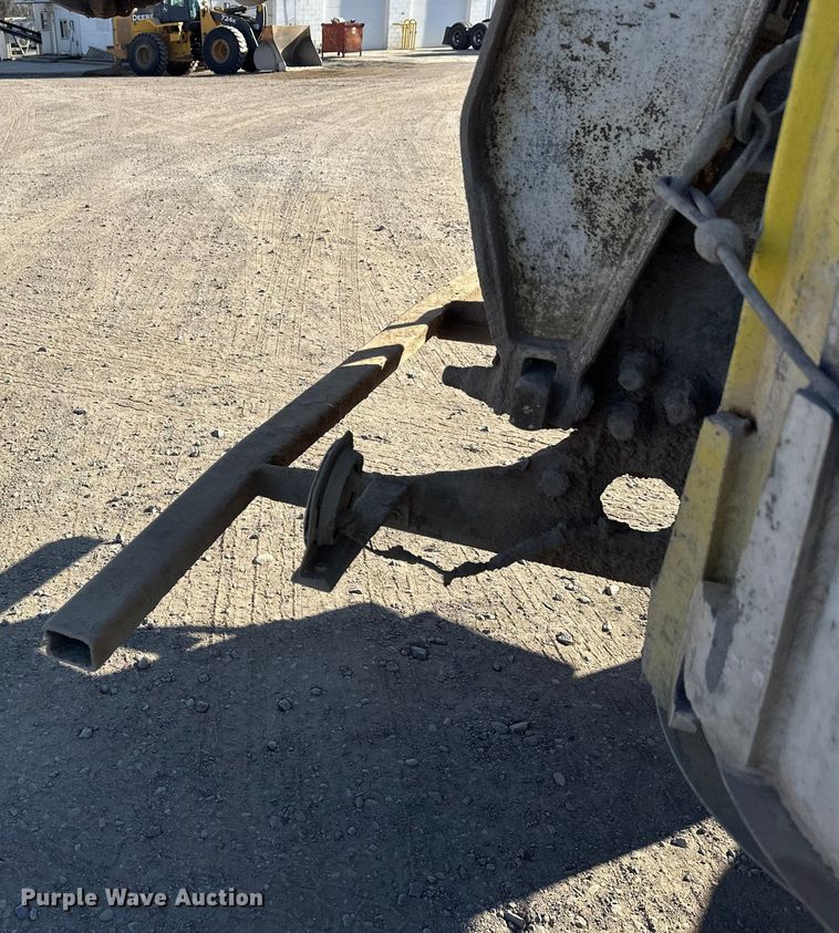 image for item DW4369 2005 Kenworth W900 ready mix truck