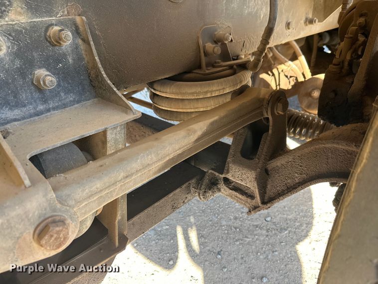 image for item DW4369 2005 Kenworth W900 ready mix truck