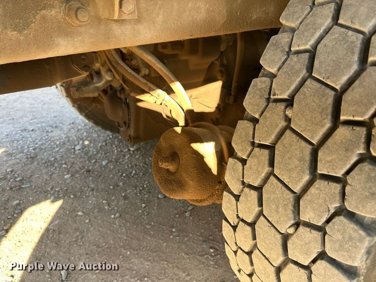 image for item DW4369 2005 Kenworth W900 ready mix truck