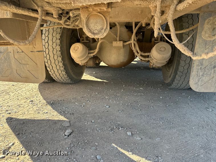 image for item DW4369 2005 Kenworth W900 ready mix truck