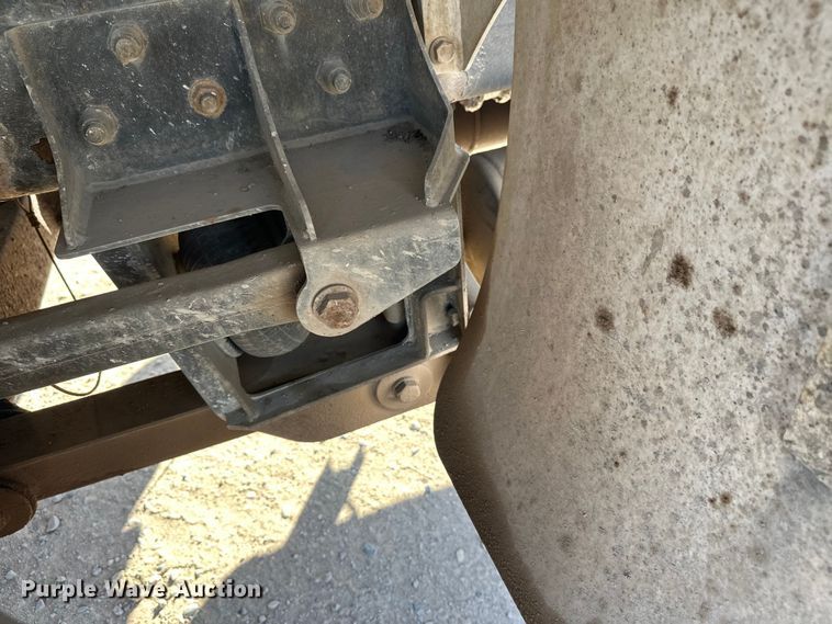 image for item DW4369 2005 Kenworth W900 ready mix truck