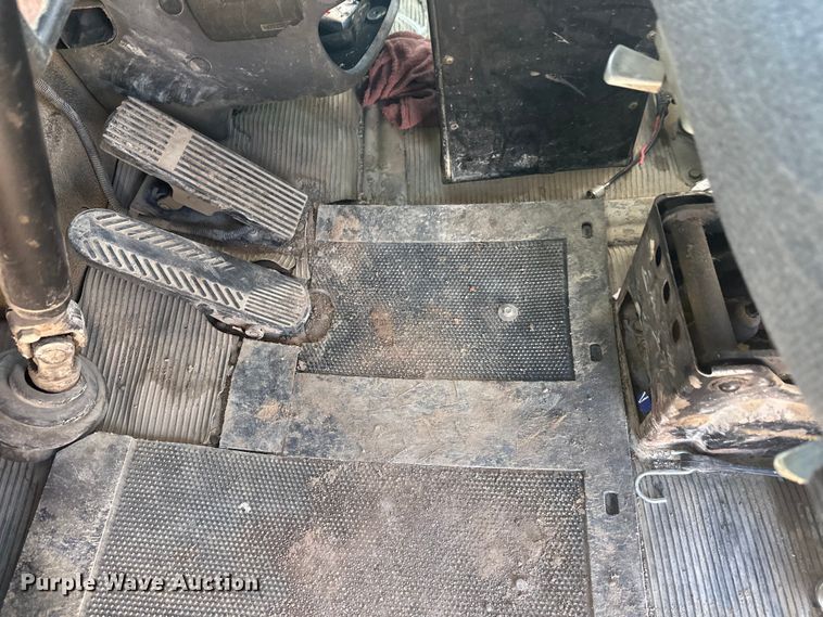 image for item DW4369 2005 Kenworth W900 ready mix truck