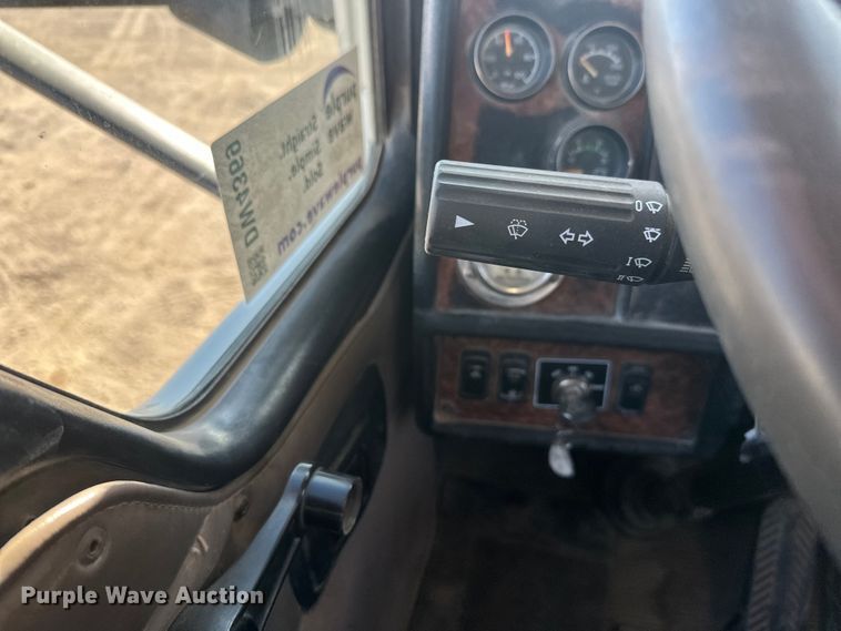 image for item DW4369 2005 Kenworth W900 ready mix truck