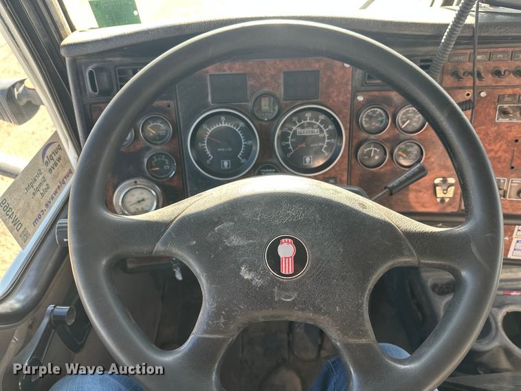 image for item DW4369 2005 Kenworth W900 ready mix truck