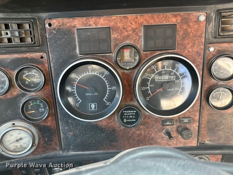 image for item DW4369 2005 Kenworth W900 ready mix truck