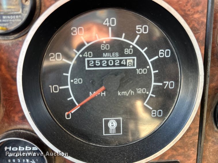 image for item DW4369 2005 Kenworth W900 ready mix truck