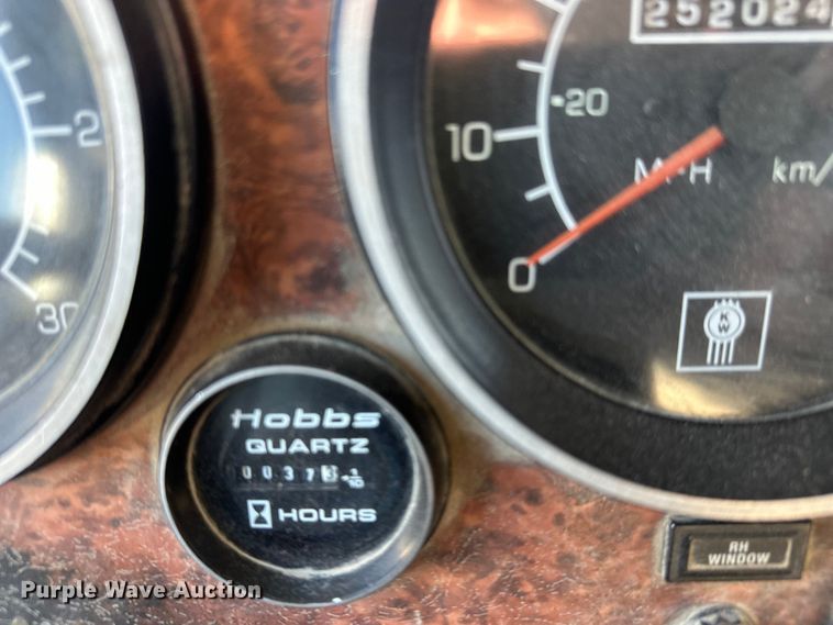 image for item DW4369 2005 Kenworth W900 ready mix truck