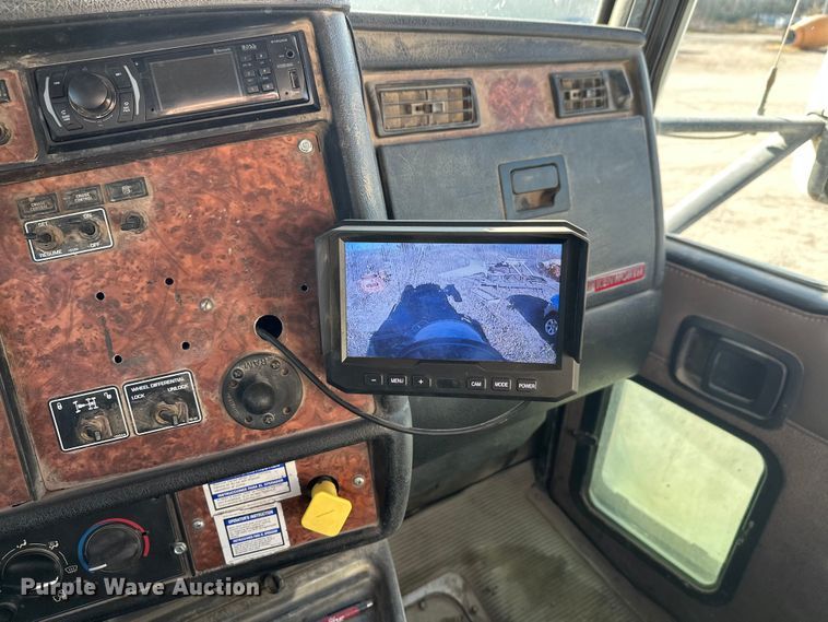 image for item DW4369 2005 Kenworth W900 ready mix truck