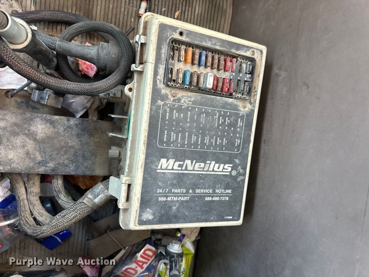 image for item DW4369 2005 Kenworth W900 ready mix truck