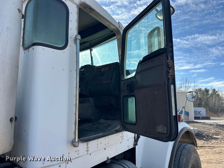 image for item DW4369 2005 Kenworth W900 ready mix truck