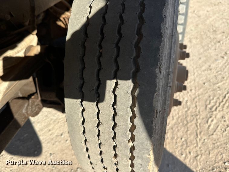 image for item DW4369 2005 Kenworth W900 ready mix truck