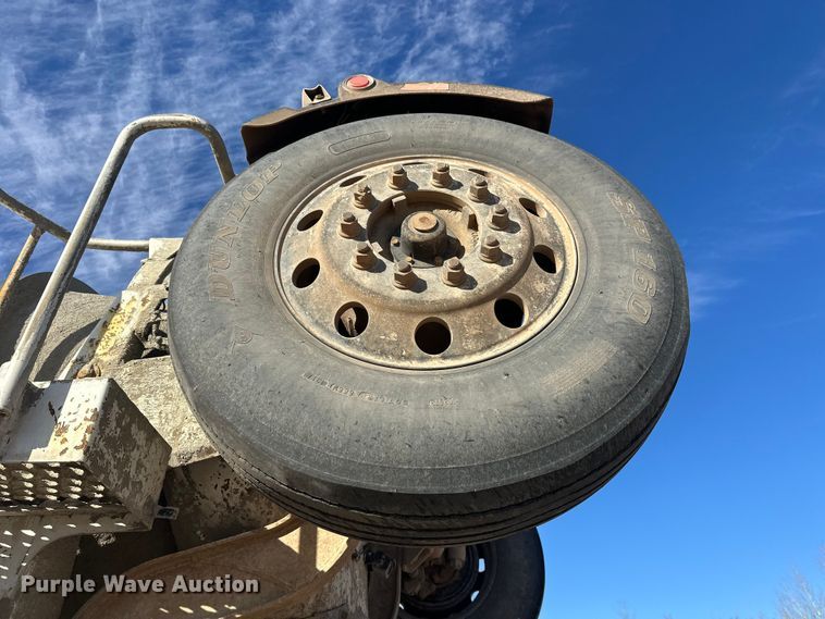 image for item DW4369 2005 Kenworth W900 ready mix truck